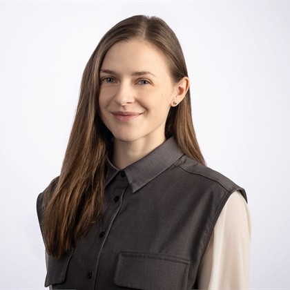 Laura Klinger